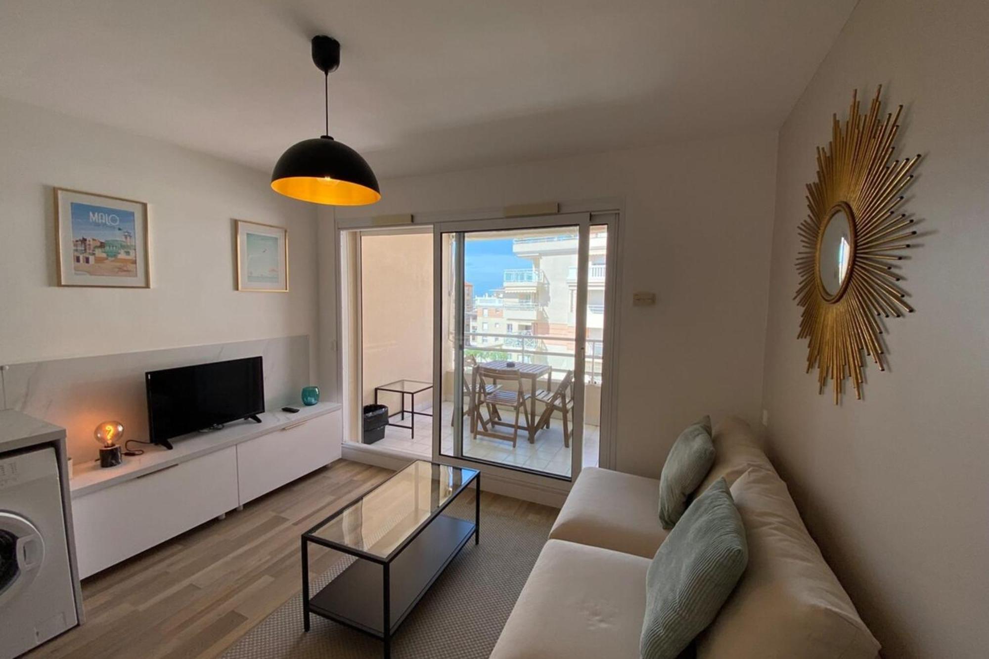 06Ai - Beautiful Renovated Studio - Sea And Pool View Vallauris Exterior foto
