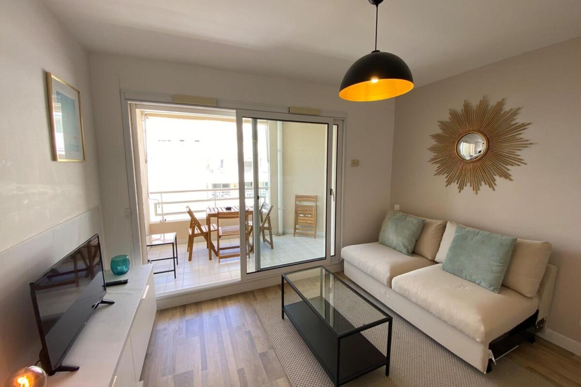 06Ai - Beautiful Renovated Studio - Sea And Pool View Vallauris Exterior foto